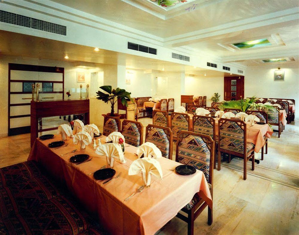 Hotel Ashish Plaza Pune Exterior foto